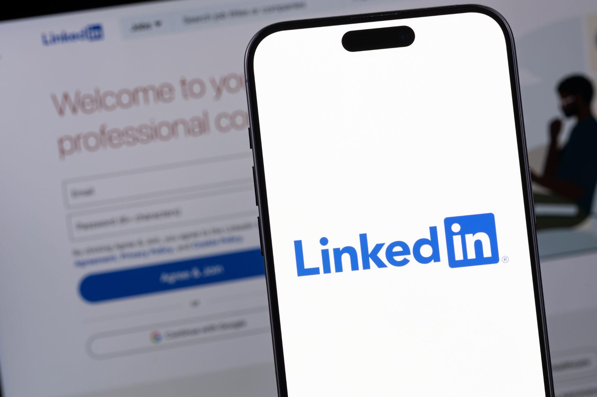 Can Facebook ID Querying increase the success rate of adding friends?
